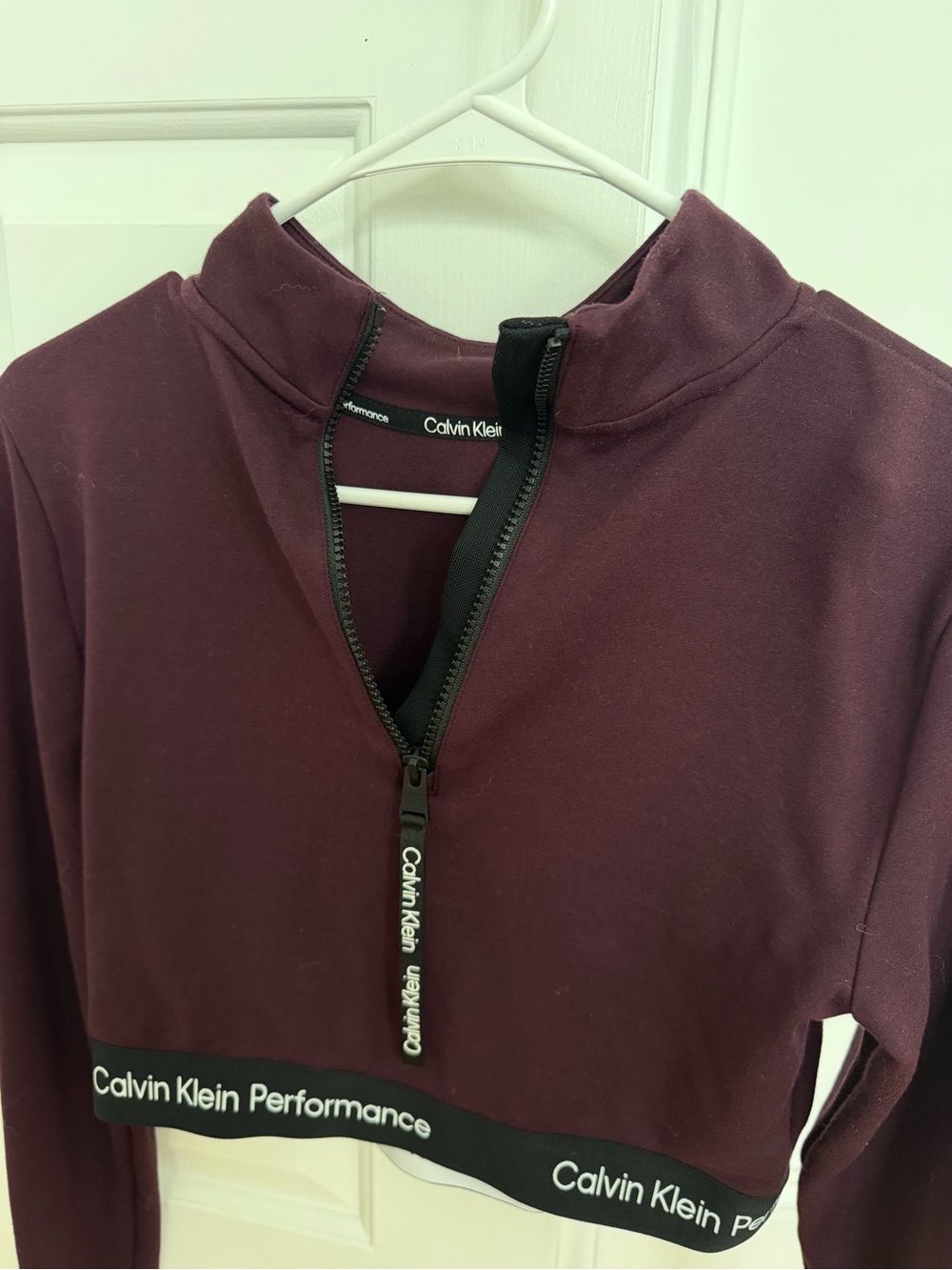 Calvin Klein Burgundy Cropped Half-Zip Performance Top - Picture 2 of 4